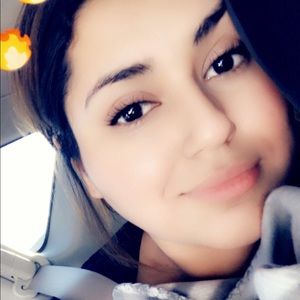 Meet your Posher, Jocelyn